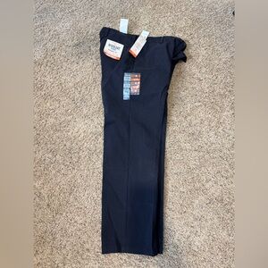 Men’s black Dockers, straight fit, size 38X32, NEW